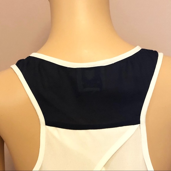 Against Nudity Montreal top size medium - Picture 6 of 9